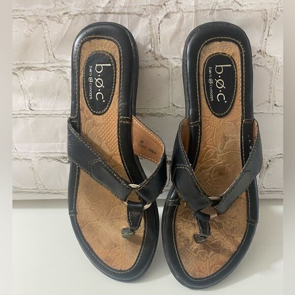 b.o.c. Black and Tan Sandals - Picture 2 of 5